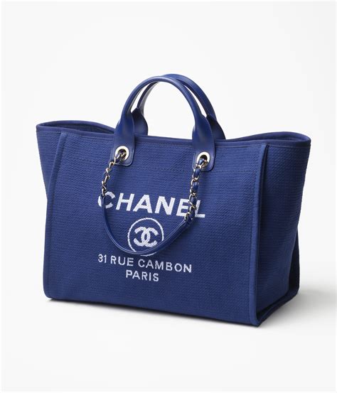 chanel large shopping bag 30cm|Chanel large shopping tote price.